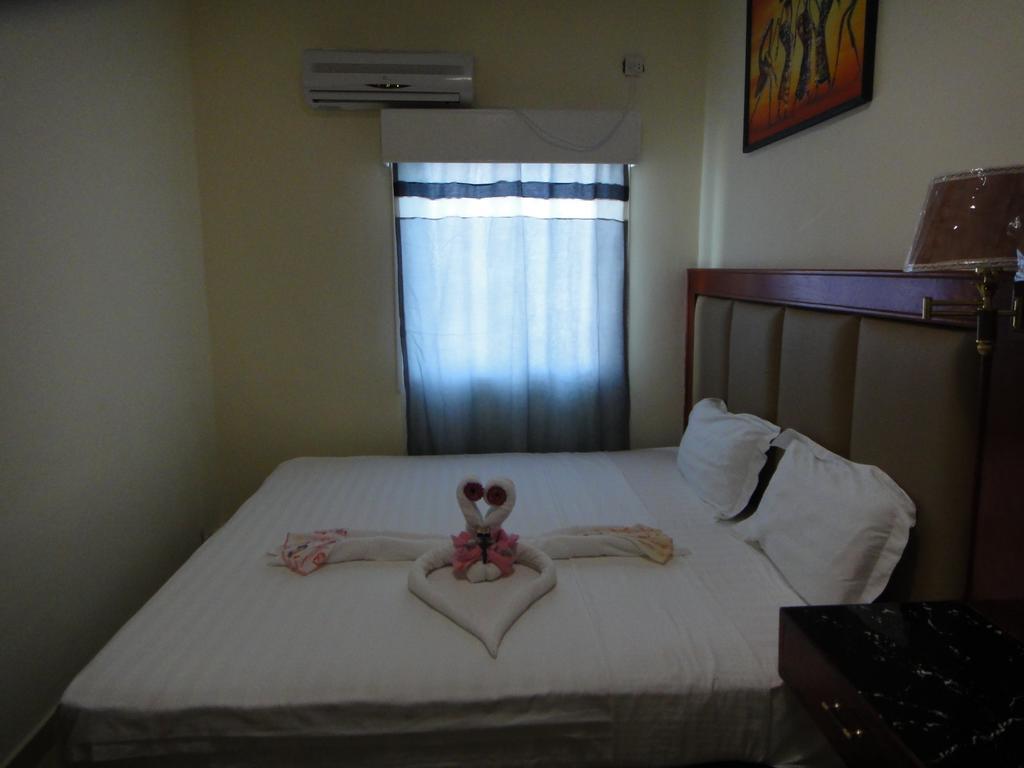 China Town Hotel Caye Caulker Eksteriør billede